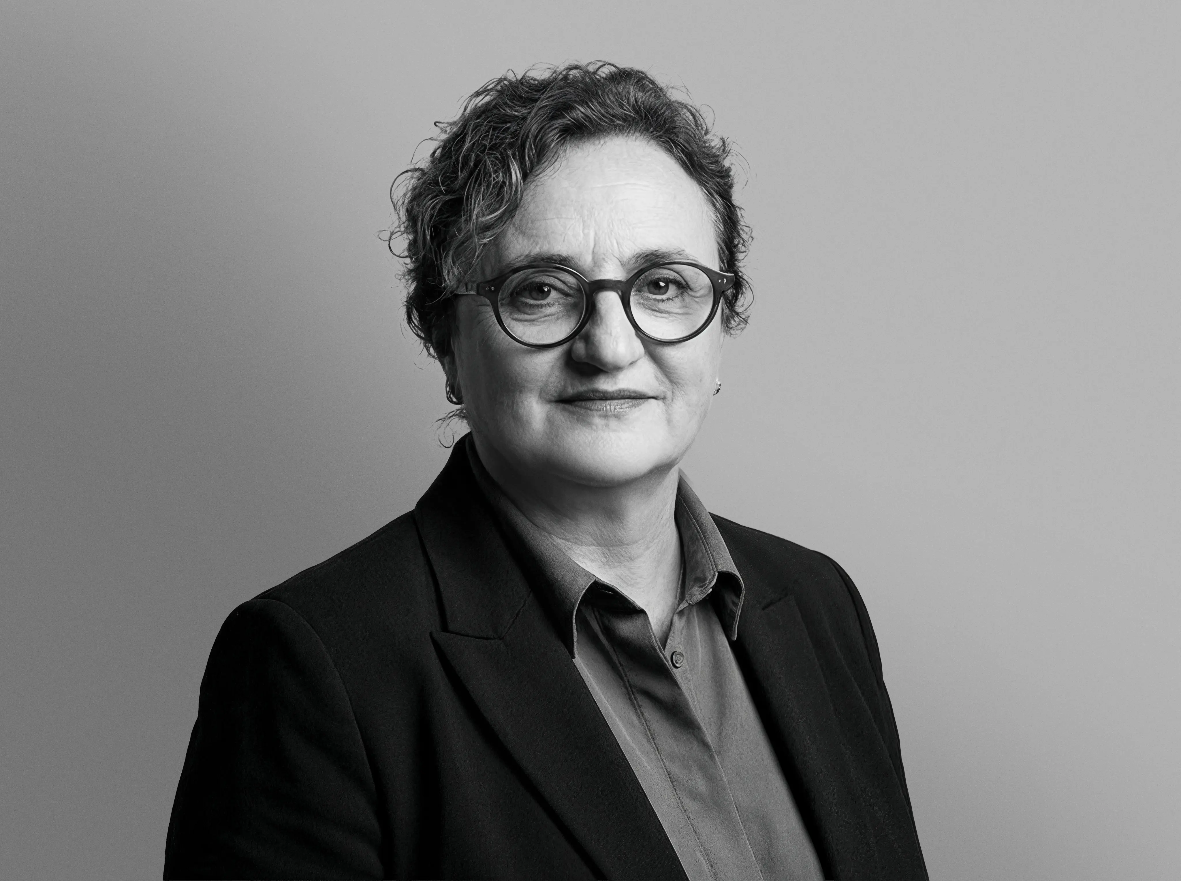 Prof. Dr. Iris Pojani